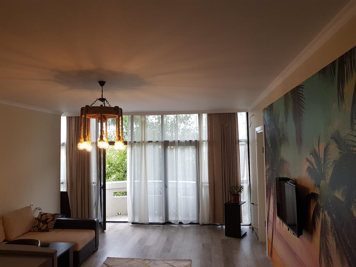 Apartments Cira 01 باتومي المظهر الخارجي الصورة